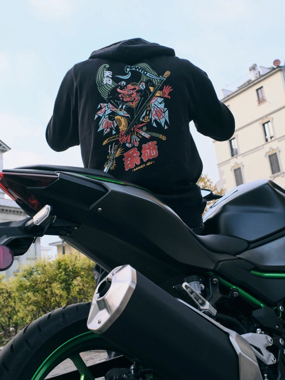 MANTO bluza z kapturem TENGU czarna