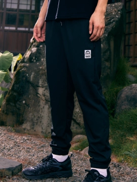 MANTO spodnie joggery PULSE czarne