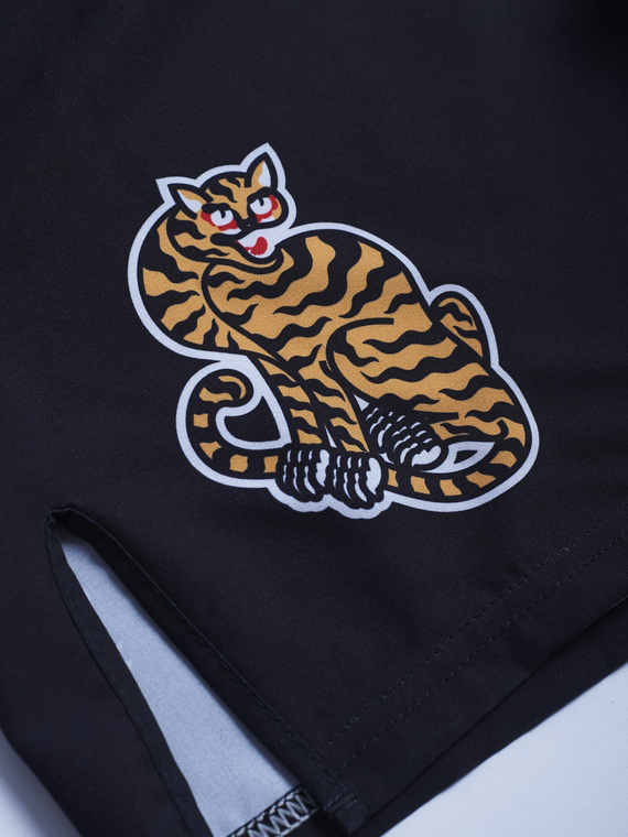 MANTO lekkie spodenki TIGERS
