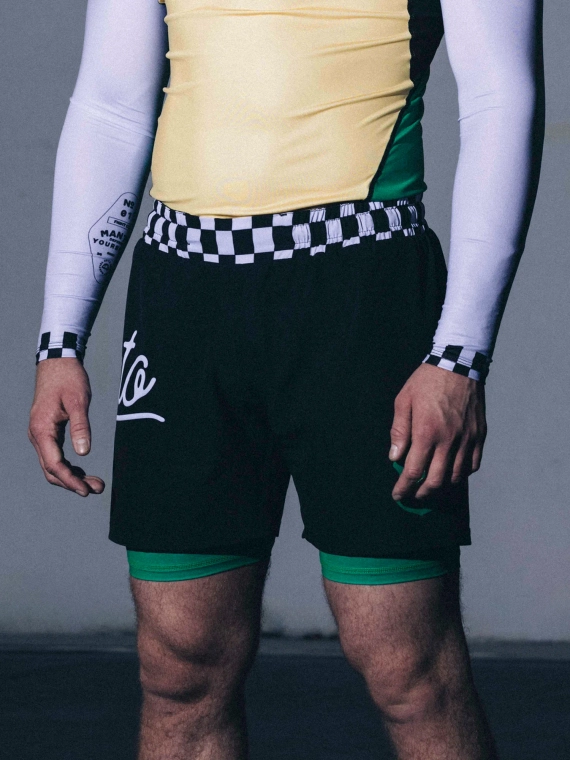 MANTO spodenki CROSS